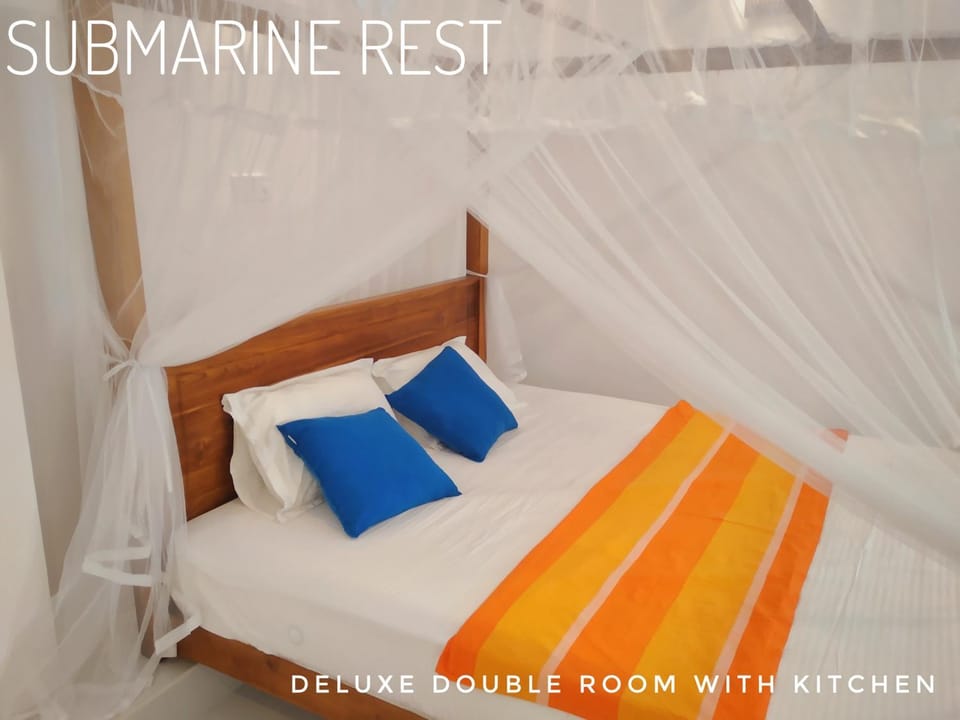 Submarine Rest Bed and Breakfast in Southern Province