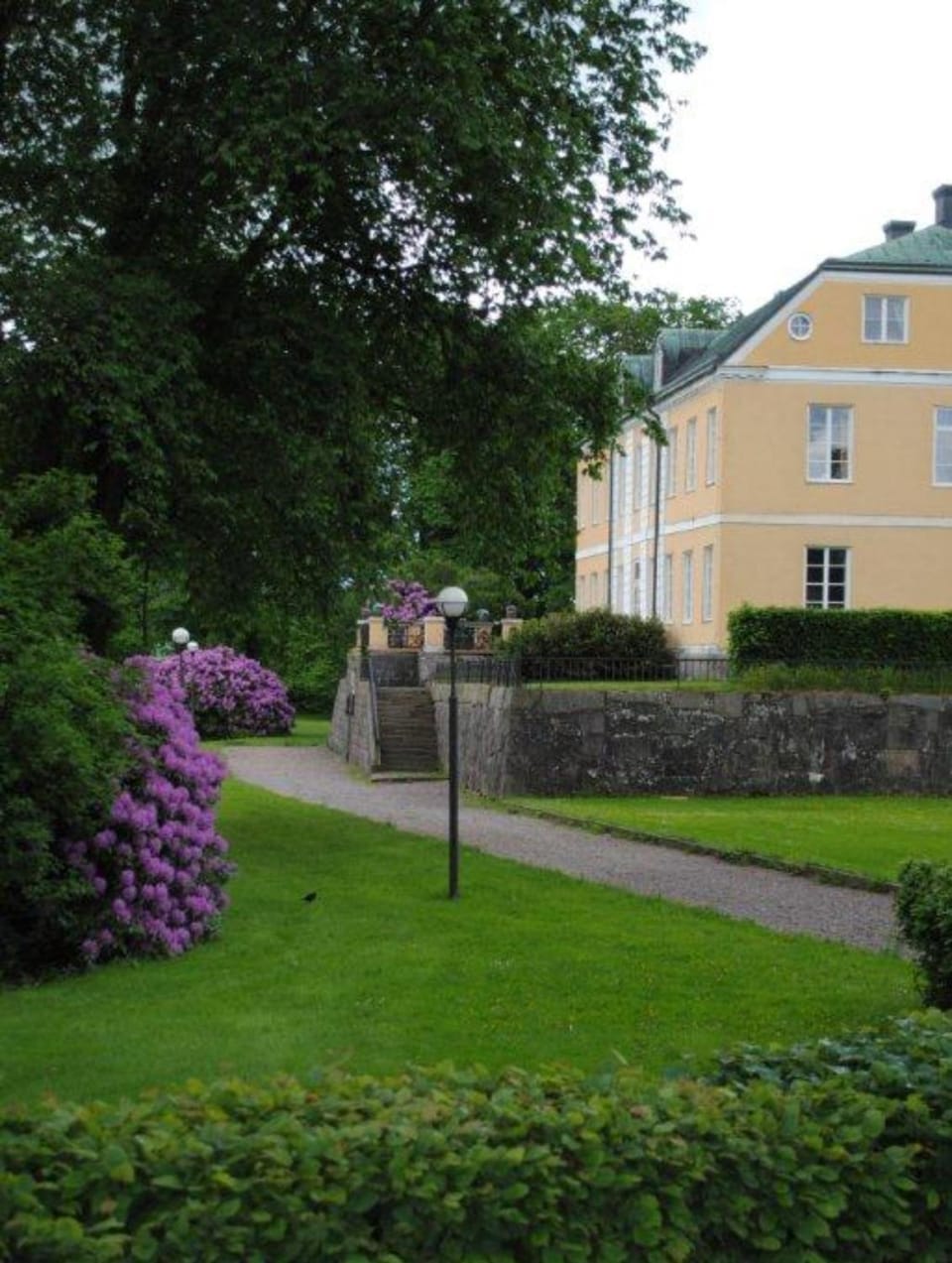 Property building, Off site, Day, Day, Natural landscape, Summer, Garden, Other, Garden view