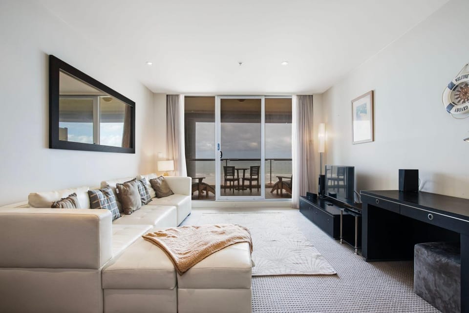 Pier 216 - Ocean View 1BR Private balcony Apartment in Adelaide
