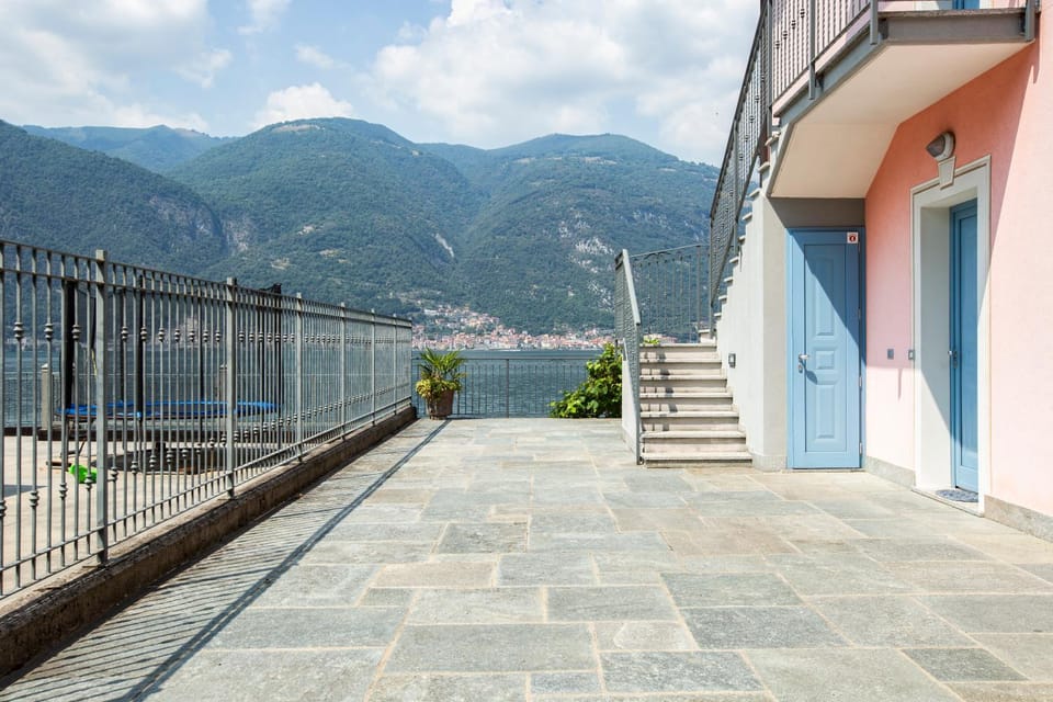 Property building, Lake view