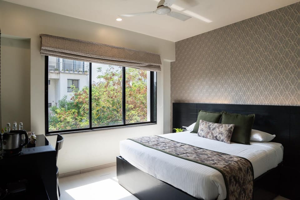 Bed, View (from property/room), Bedroom