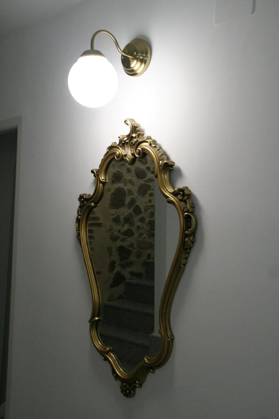 Decorative detail, Internal: Not applicable to any particular room