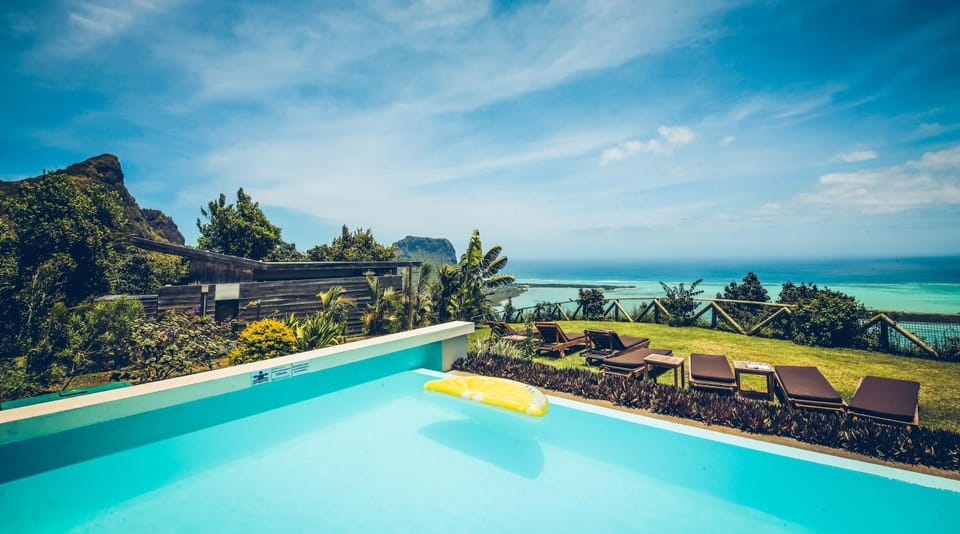 Landmark view, Mountain view, Pool view, Sea view, Swimming pool, Swimming pool, sunbed