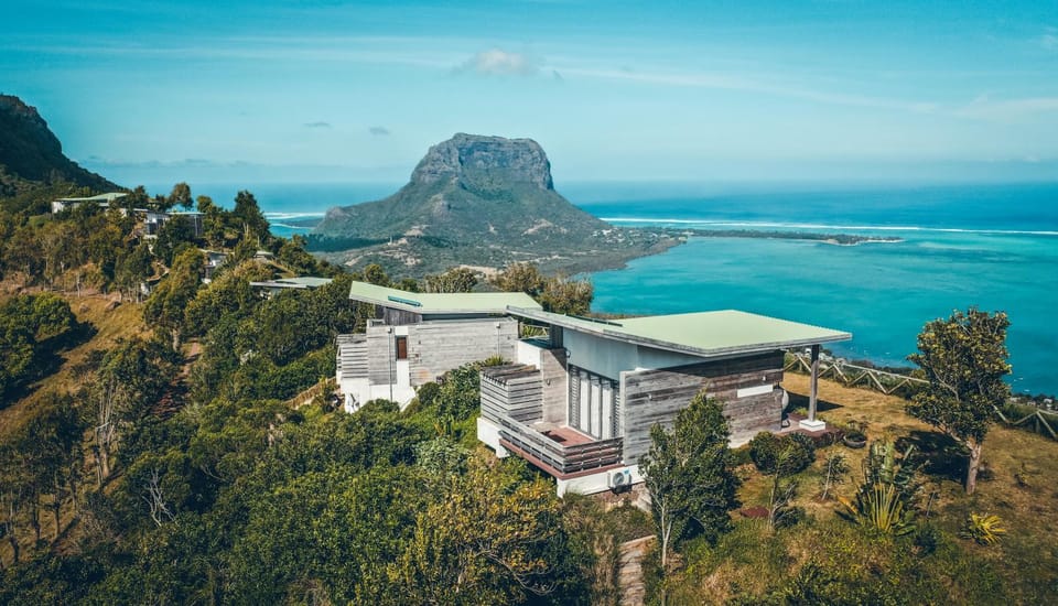 Nearby landmark, Neighbourhood, Natural landscape, Bird's eye view, Landmark view, Mountain view, Sea view