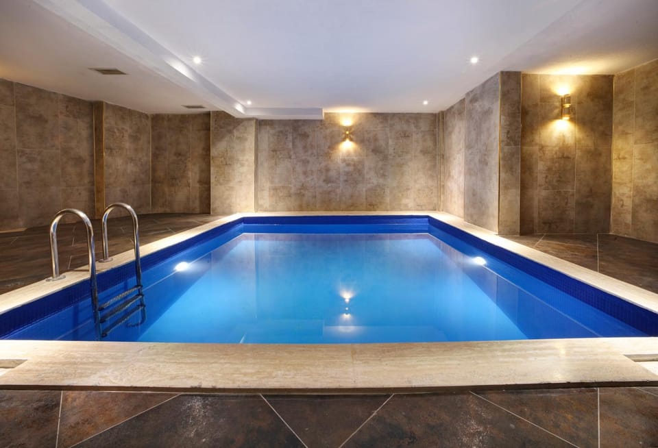 Spa and wellness centre/facilities, Swimming pool