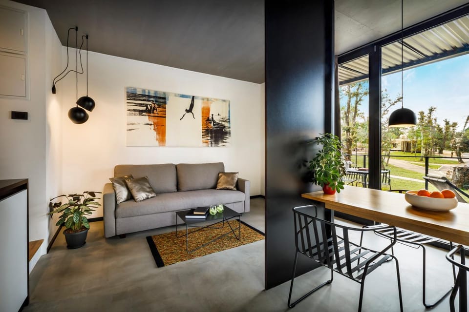 Garden, Balcony/Terrace, Kitchen or kitchenette, Living room, Seating area, Dining area