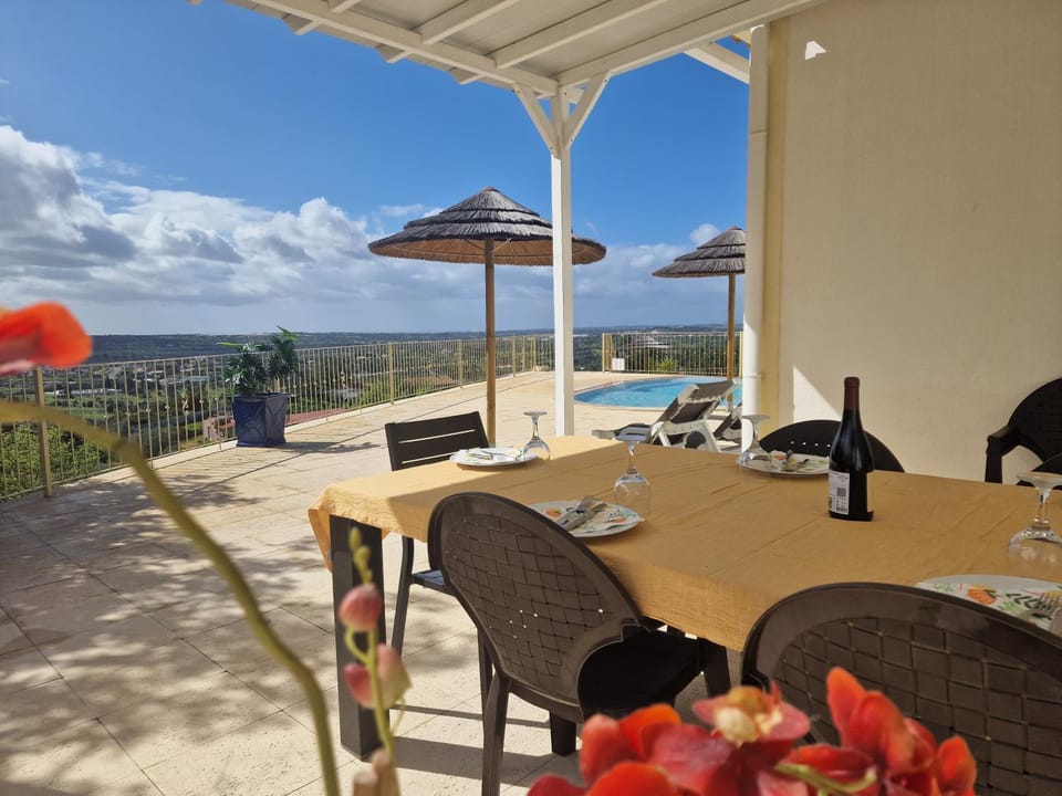Balcony/Terrace, Dining area