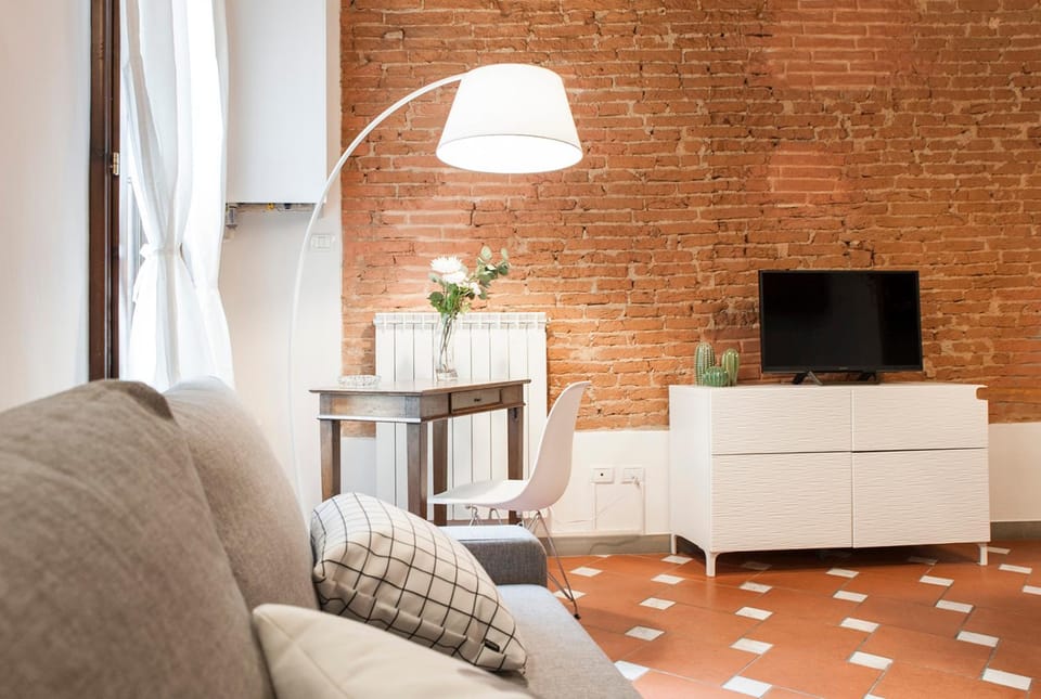 Living room, Photo of the whole room, Decorative detail, Seating area