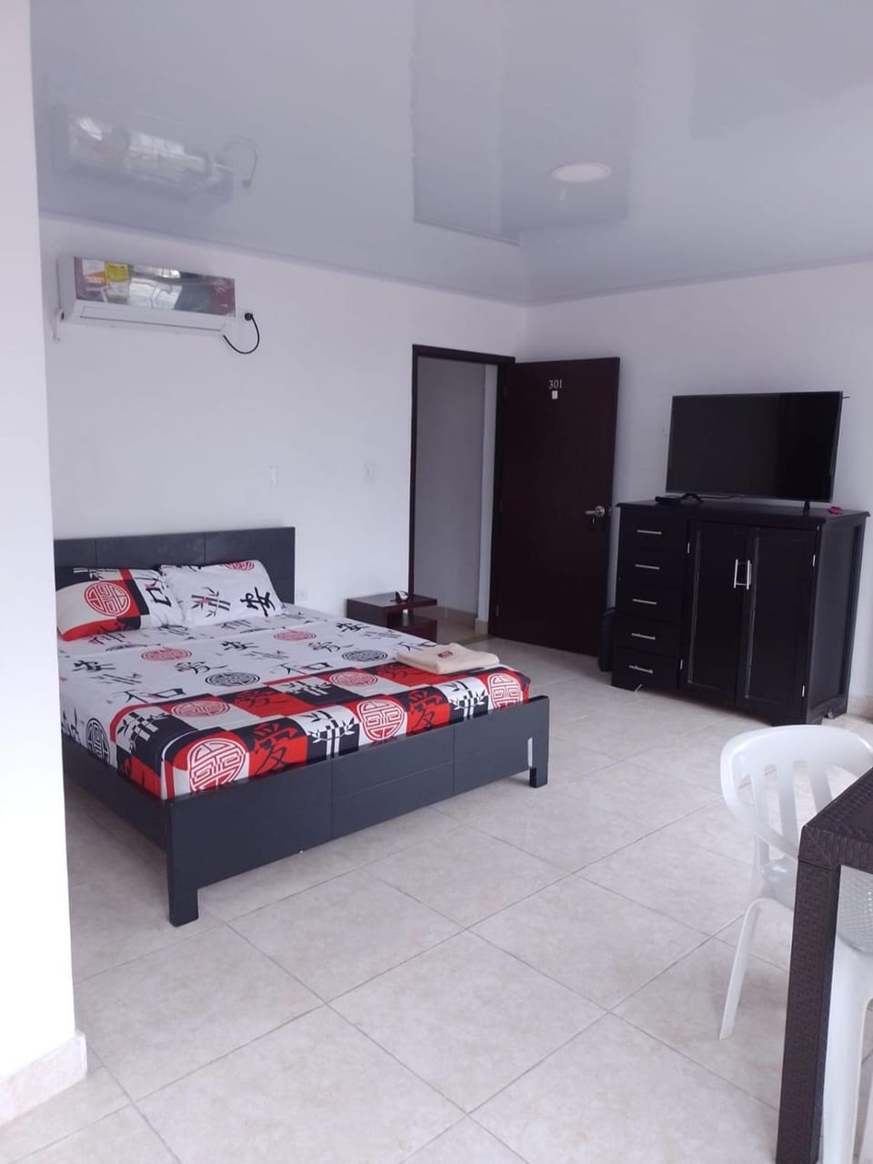Photo of the whole room