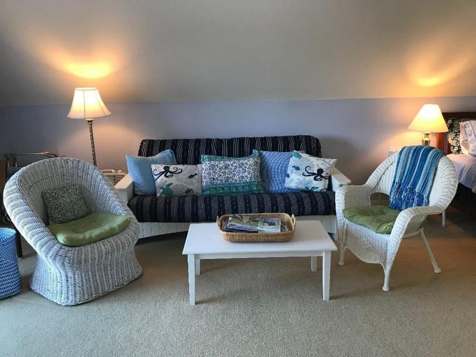 Lavender Bay Bed and Breakfast in Cummaquid