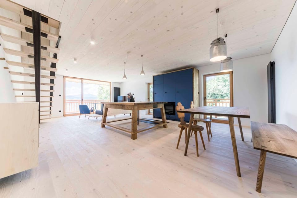 Kitchen or kitchenette, Living room, Dining area