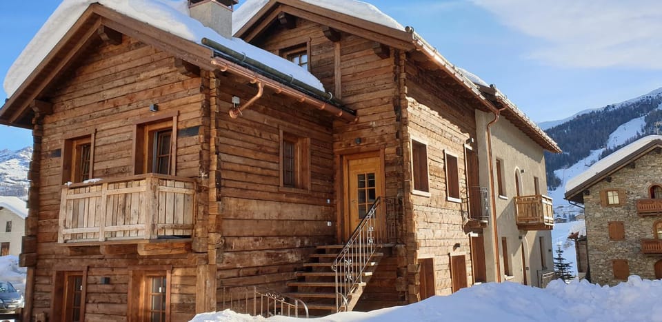 Property building, Winter