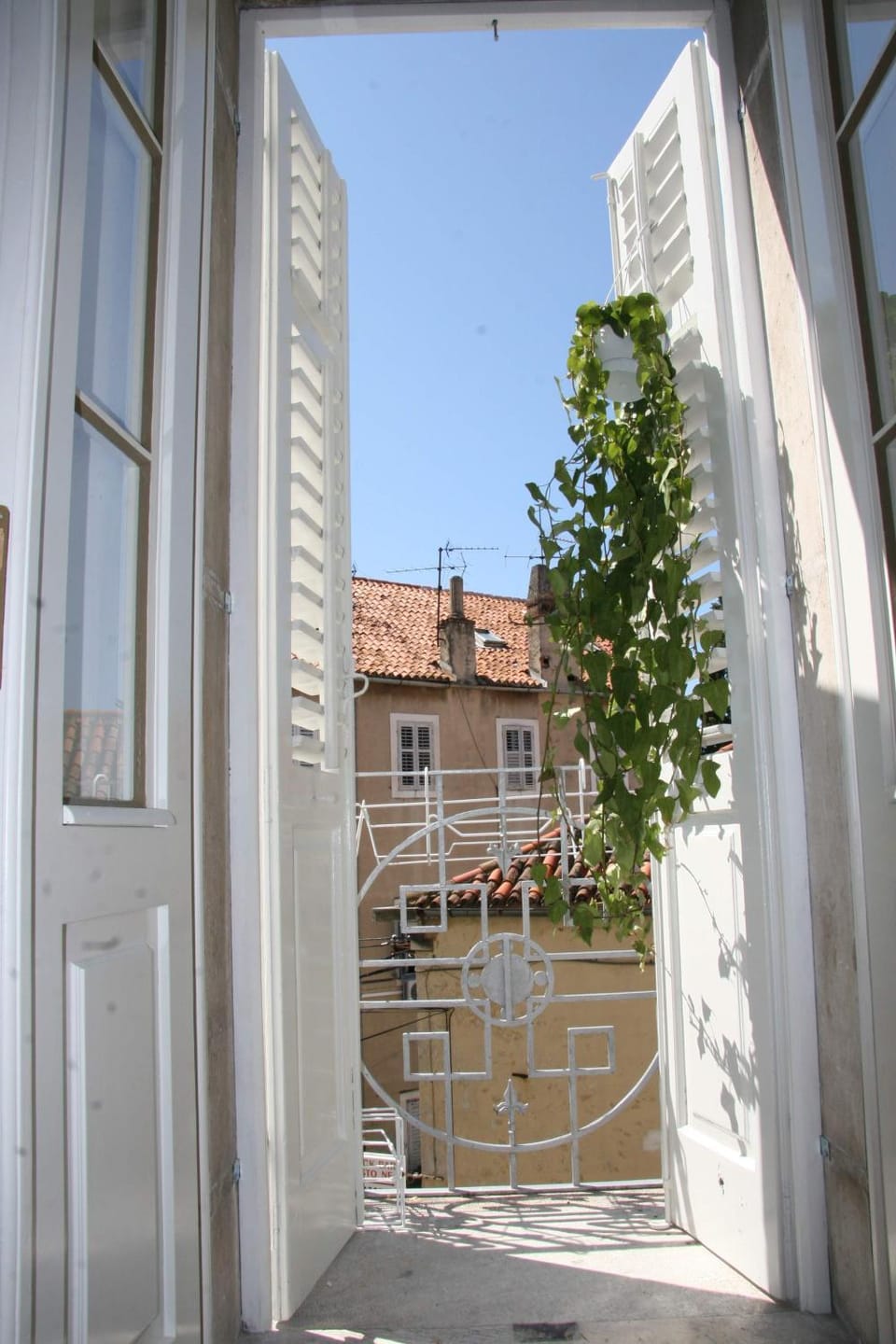 View (from property/room), Balcony/Terrace