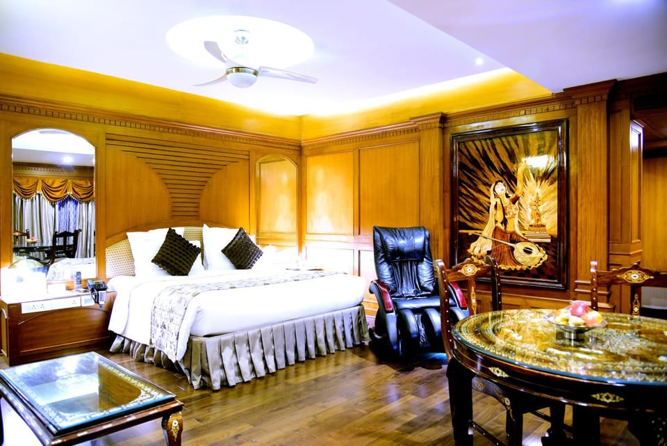 Bathroom, Photo of the whole room, bunk bed