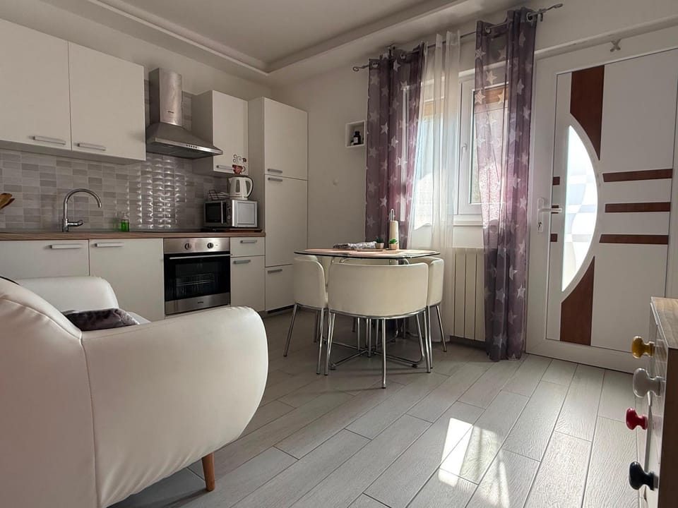 New apartment Dany with parking for two Apartment in Split