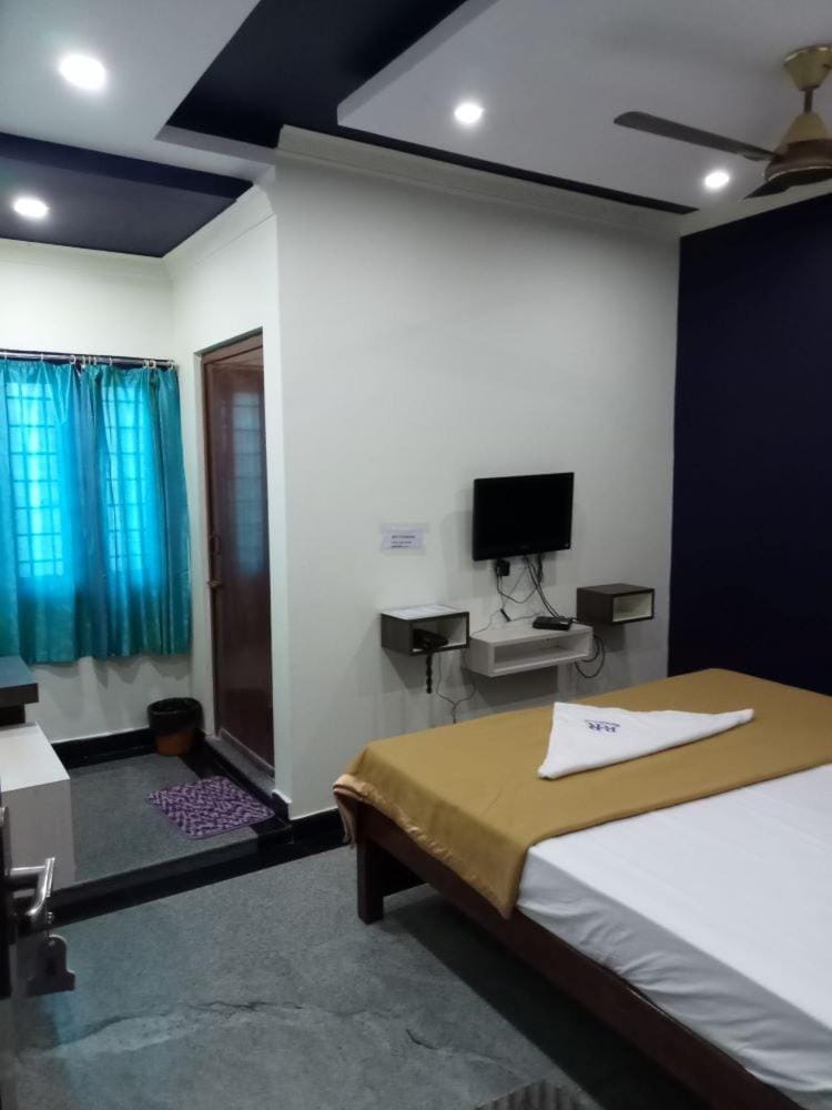 RR Residency Hotel in Tamil Nadu