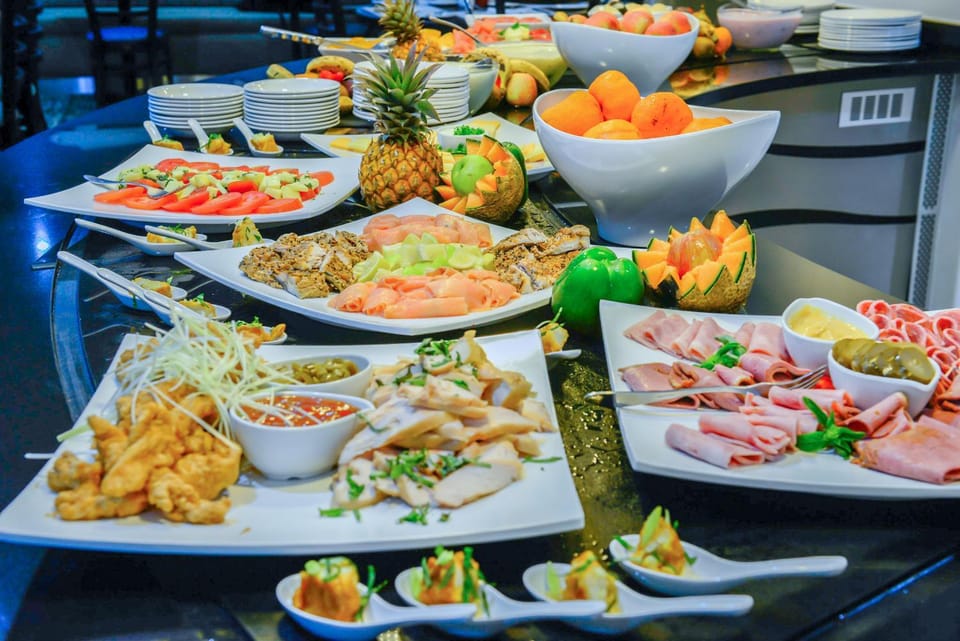 Breakfast, Continental breakfast, Buffet breakfast