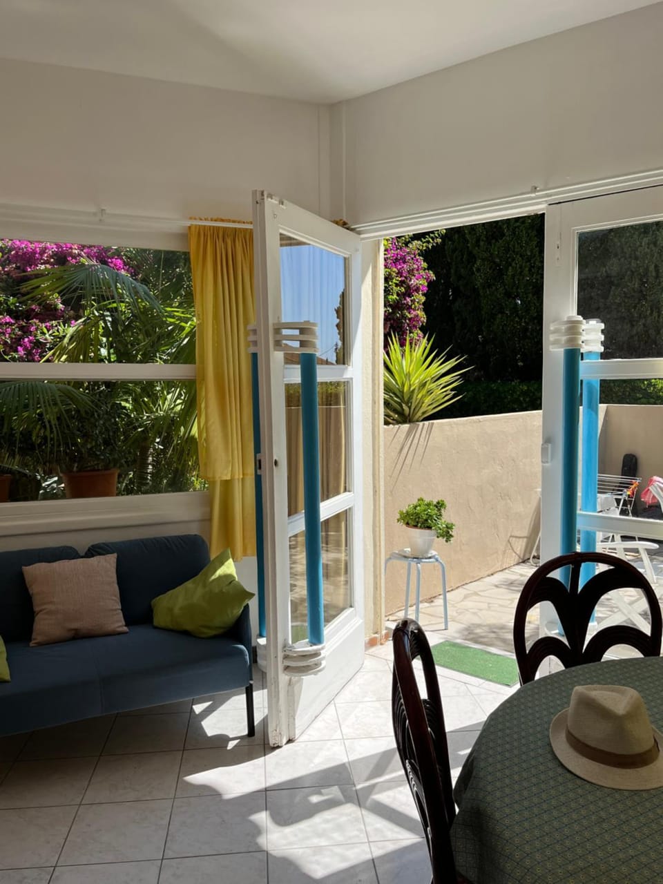 Plage de Saint Clair à 50m Apartment in Le Lavandou