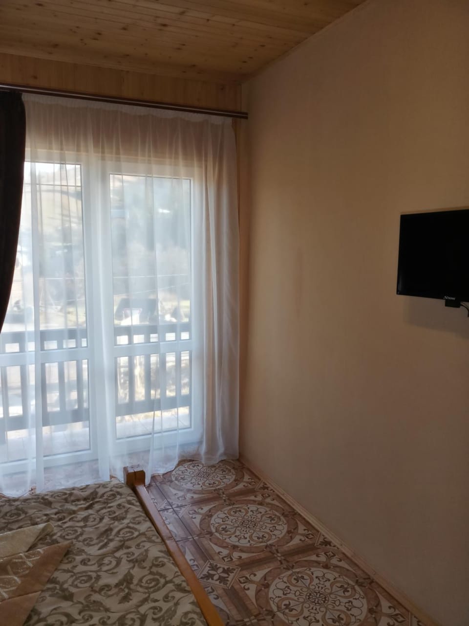 TV and multimedia, Photo of the whole room, Bedroom