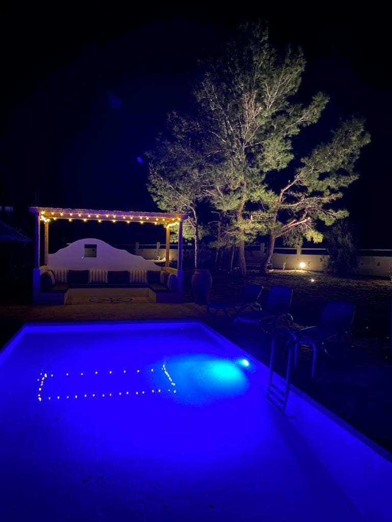 Pool view, Swimming pool