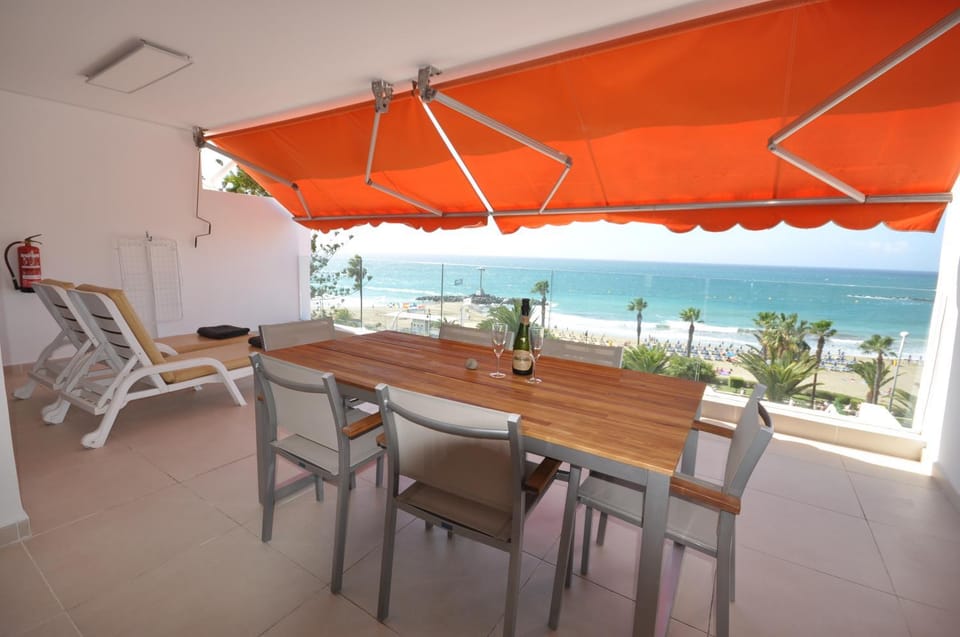 Las Vistas Sunset Sea View Apartment in Playa de las Americas