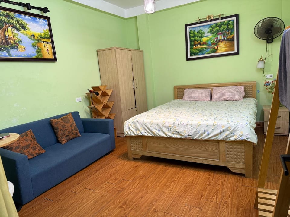 Cozy Homestay Bed and Breakfast in Hanoi