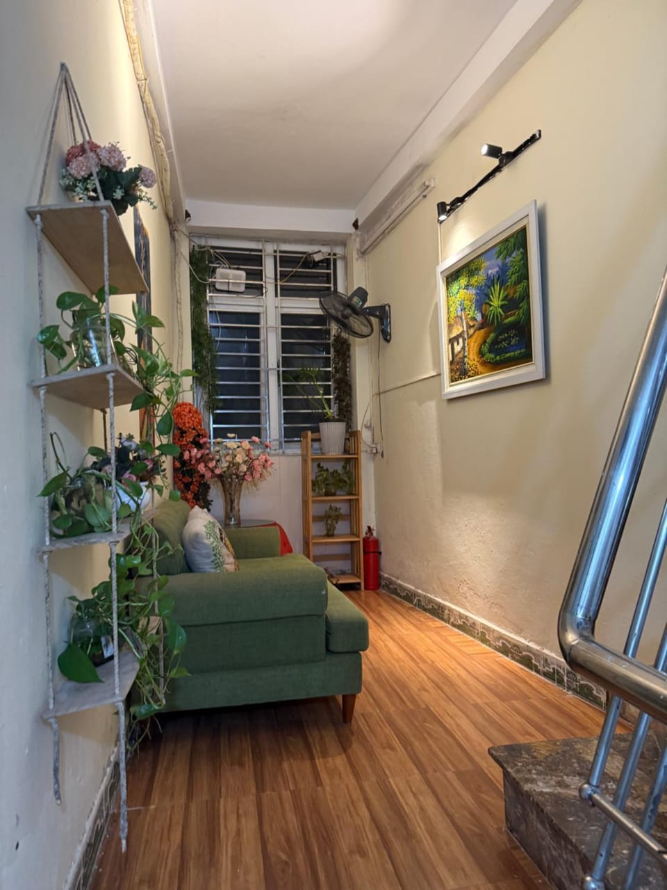 Living room, Photo of the whole room, Seating area, Bedroom