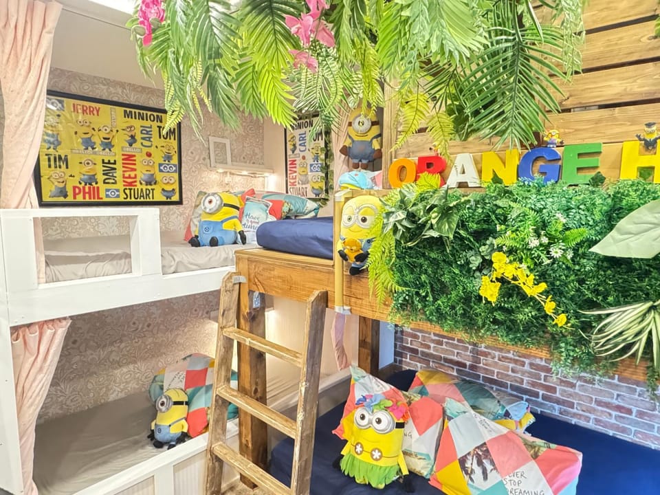 bunk bed