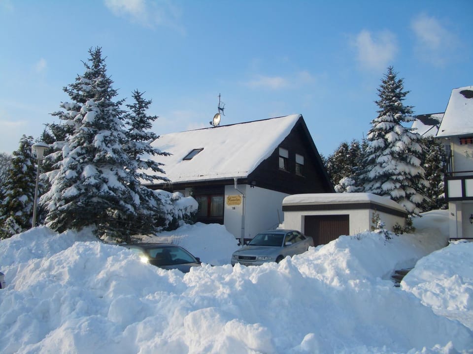 Facade/entrance, Living room
