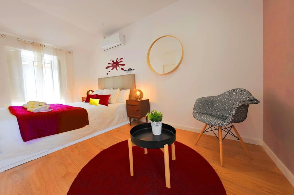 Private House Only For You 145 - 8min historicCenter Apartment in Vila Nova de Gaia