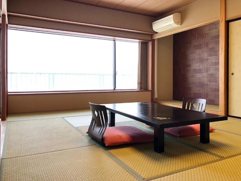 Hotel Yunojin Ryokan in Japan