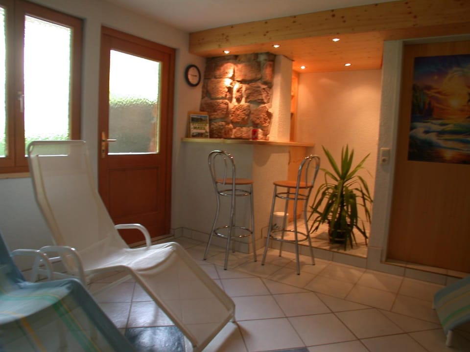 Sauna, Steam room, Spa and wellness centre/facilities, Internal: Not applicable to any particular room