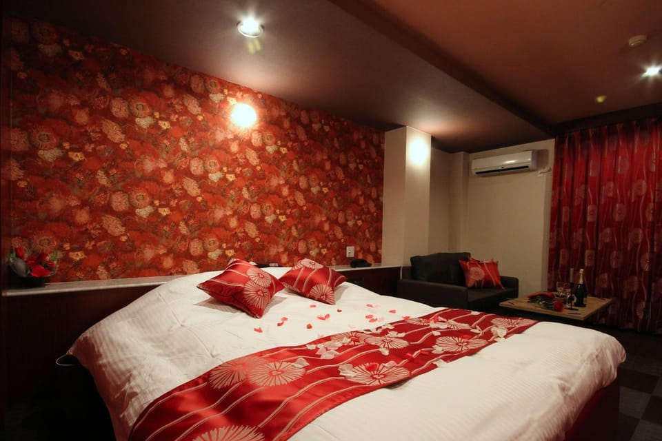 Hotel善界城 Love hotel in Japan