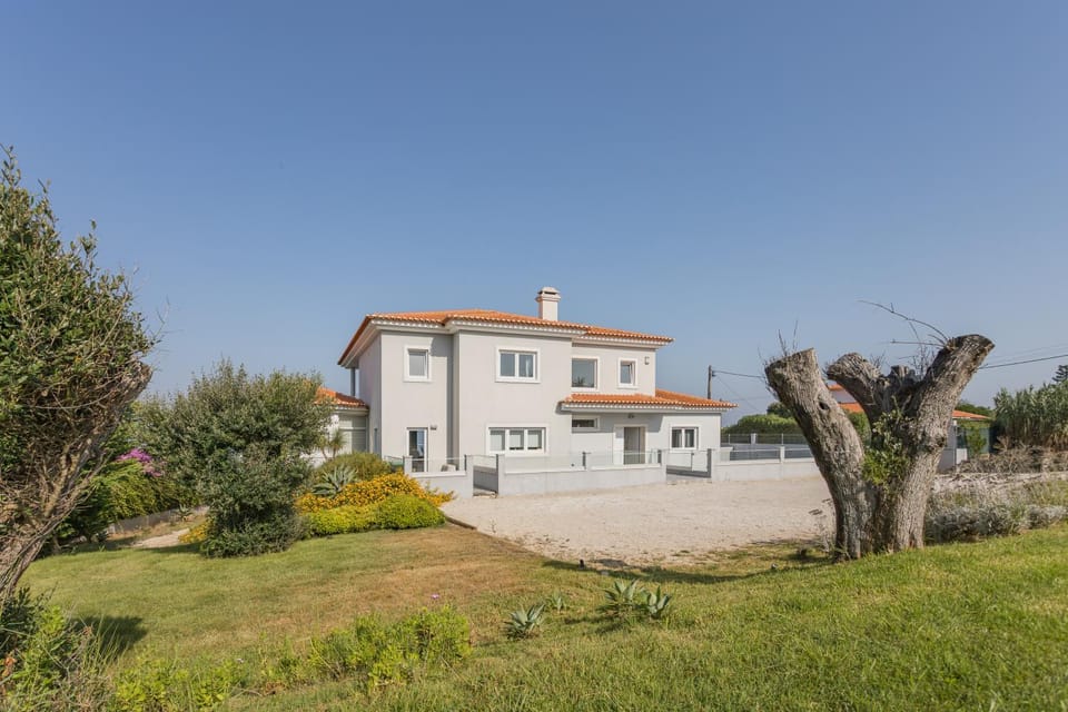PG - Beach House House in Lisbon District