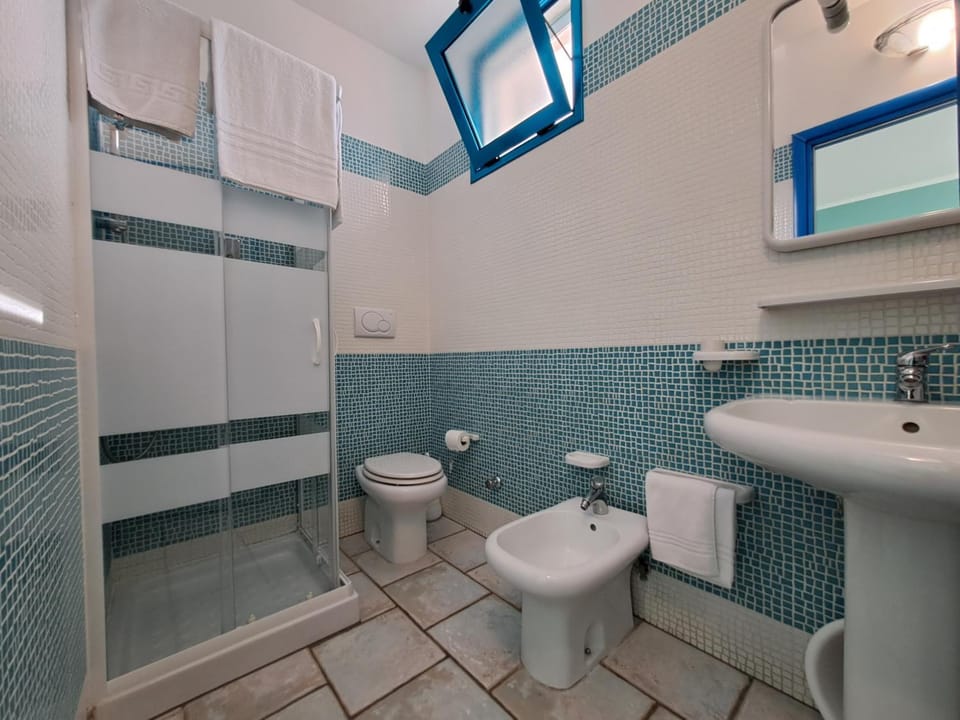 Guest House Matteo Bed and Breakfast in Torre Lapillo
