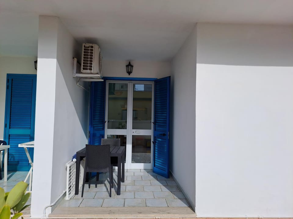 Guest House Matteo Bed and Breakfast in Torre Lapillo