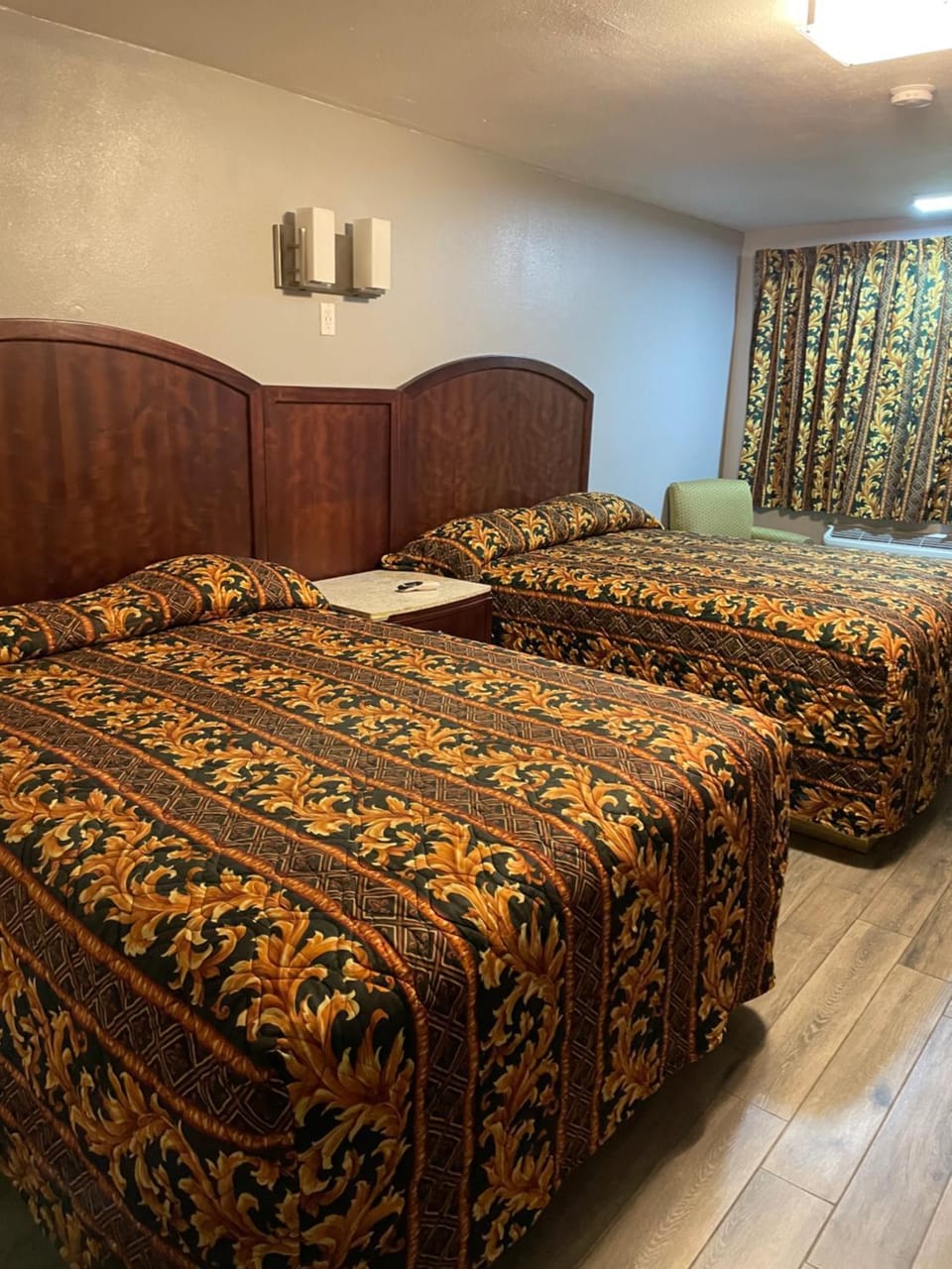 Regency Inn Motel in Eastvale
