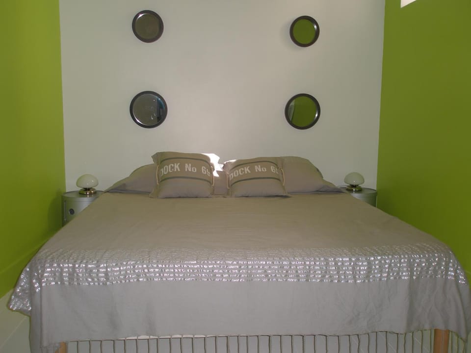 Rochais Apartment in La Rochelle