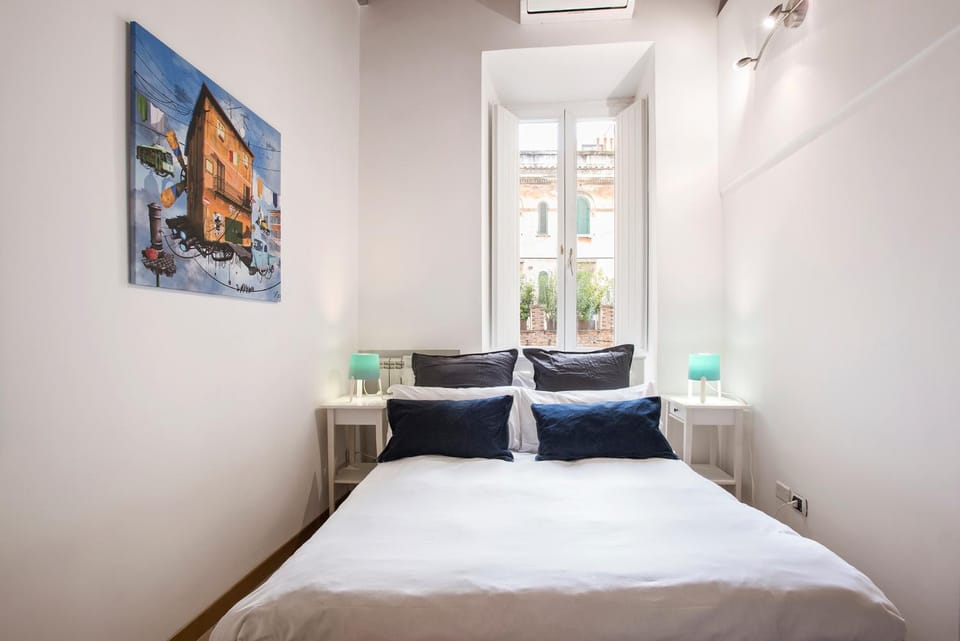 Bed, Photo of the whole room, Bedroom, heating, air conditioner
