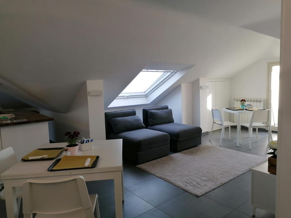Tivoli ShortLets - Catania Bed and Breakfast in Catania
