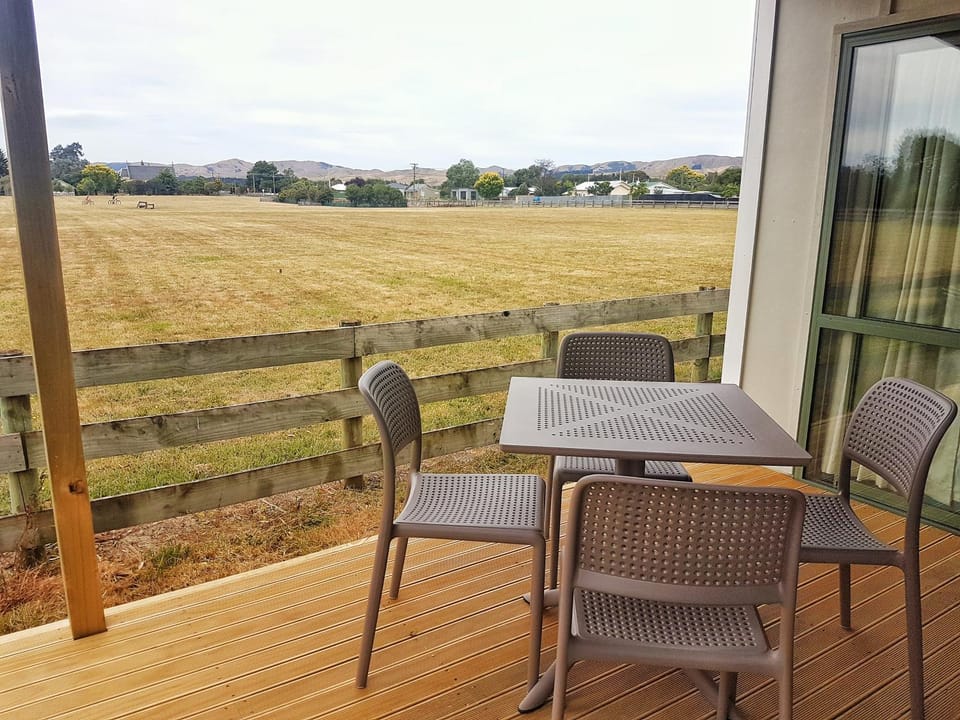 Martinborough TOP 10 Holiday Park Campground/ 
RV Resort in Martinborough