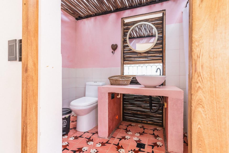 Toilet, Bathroom