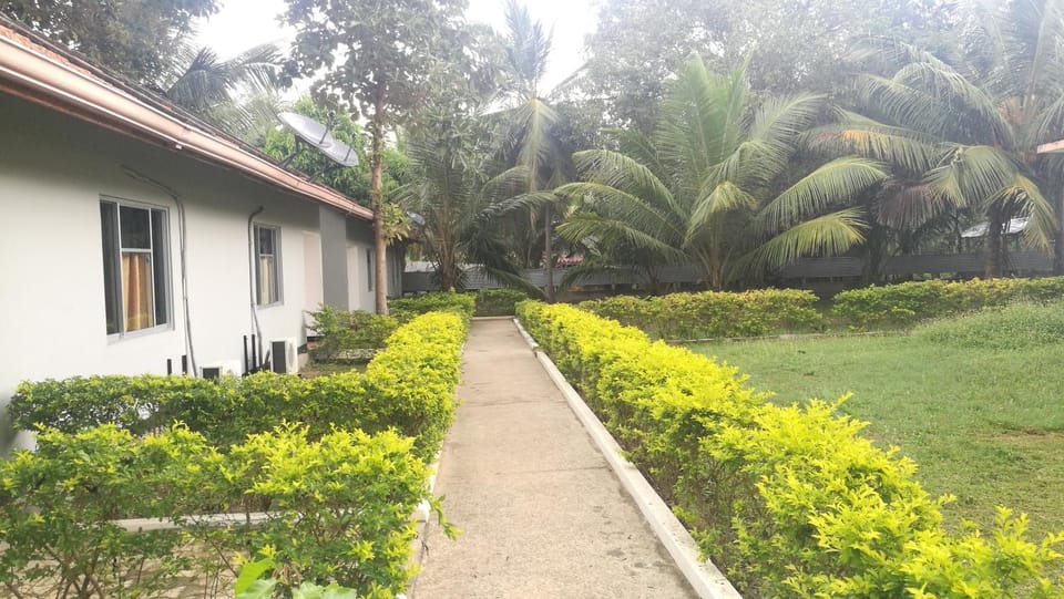 Friends Paradise Hotel in Sri Lanka