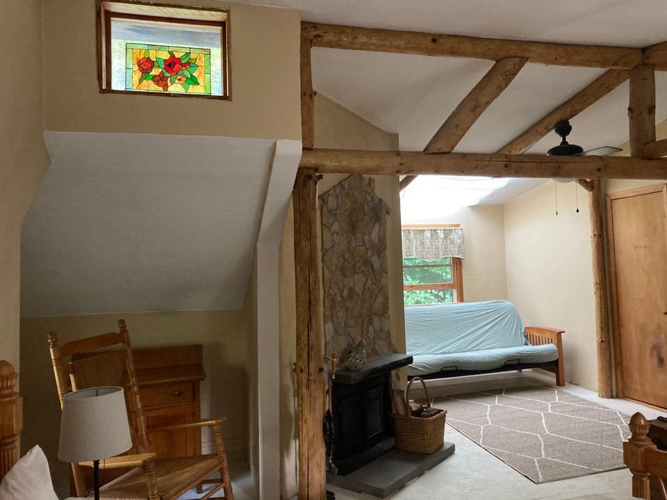 Rushing Stone Cottage House in Ashe County