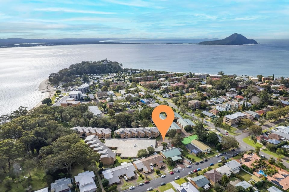 Bay Parklands, 34 2 Gowrie Avenue - Air con, Wifi, Views, Pool, Spa & Tennis Court Apartment in Nelson Bay
