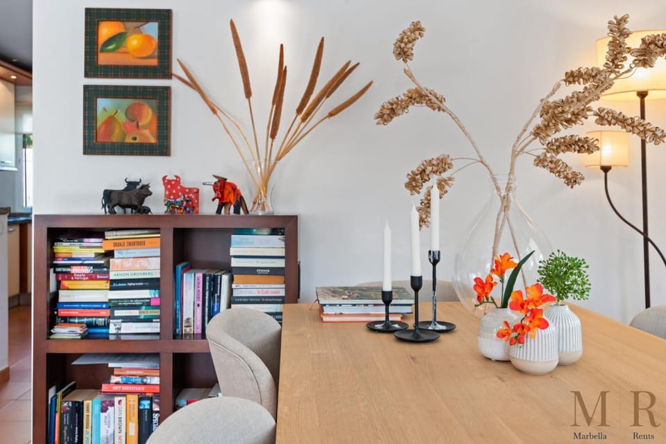 Decorative detail, Dining area