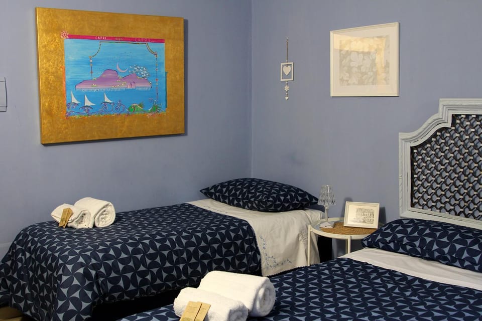 Bedroom, Inner courtyard view, internet, towels