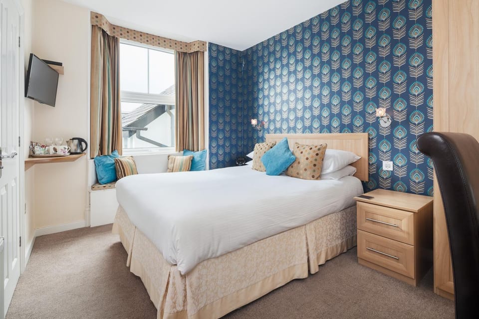 TV and multimedia, Breakfast