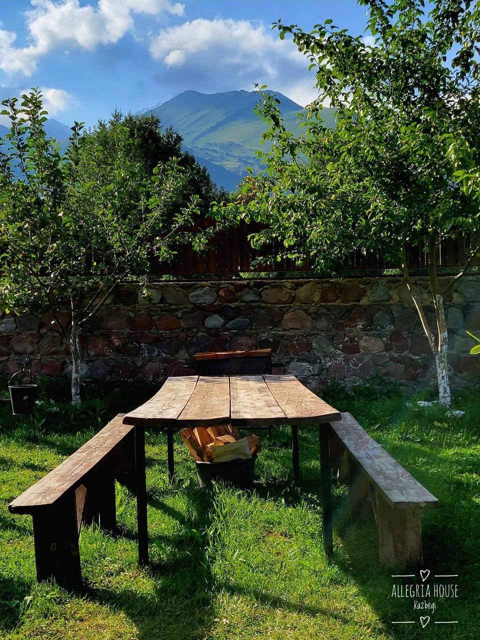 Day, Natural landscape, Garden, Garden view, Mountain view