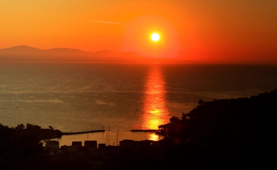 City view, Sea view, Sunrise